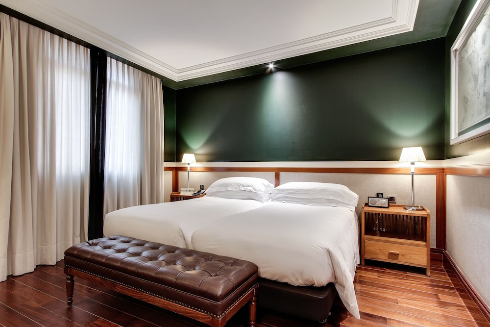 Hotel 1898