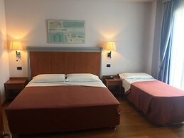 West Florence Hotel