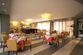 West Florence Hotel