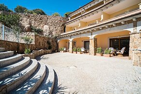 LH Pozzo Sacro Hotel