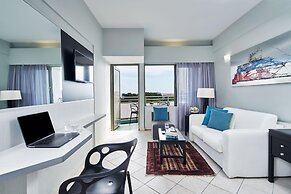 Aquamare City+Beach