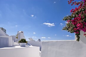 Cliff Side Suites