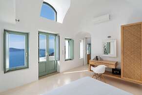 Cliff Side Suites