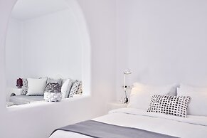 Cliff Side Suites