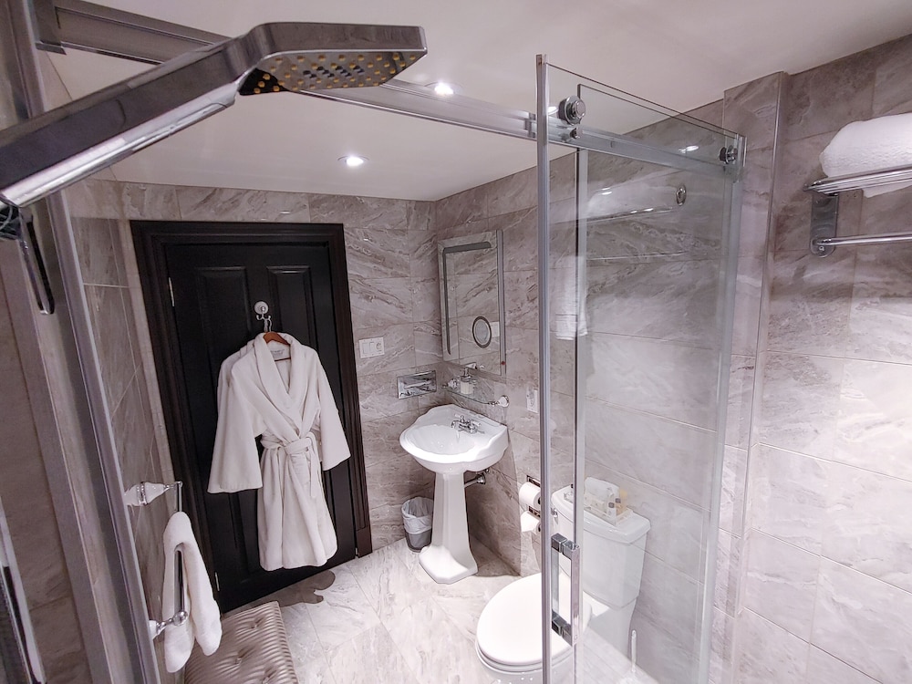Hôtel Le Clos Saint-Louis - Par Aneyro