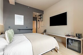 Arctic Comfort Hotel