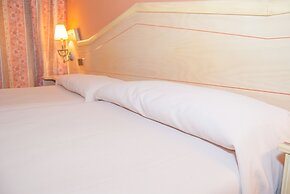 Hotel Ana María