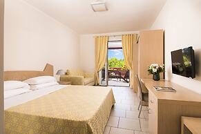 Ethra Reserve - Calanè 4*