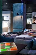 Periscope Hotel