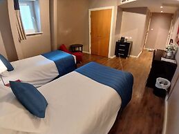 Royal Hotel Cardiff by Belvilla