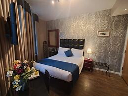 Royal Hotel Cardiff by Belvilla