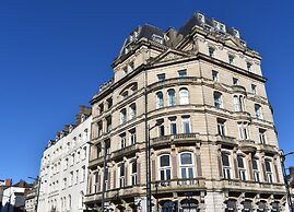 Royal Hotel Cardiff by Belvilla