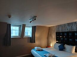 Royal Hotel Cardiff by Belvilla