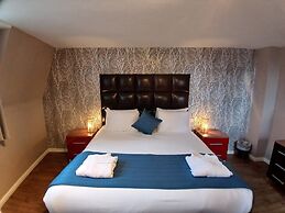 Royal Hotel Cardiff by Belvilla