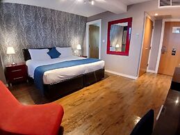 Royal Hotel Cardiff by Belvilla