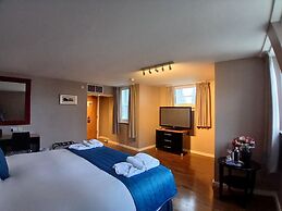 Royal Hotel Cardiff by Belvilla