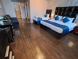 Royal Hotel Cardiff by Belvilla