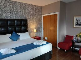 Royal Hotel Cardiff by Belvilla