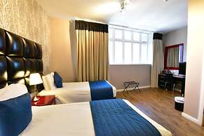 Royal Hotel Cardiff by Belvilla