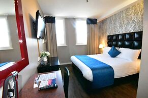 Royal Hotel Cardiff by Belvilla