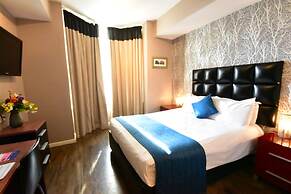 Royal Hotel Cardiff by Belvilla