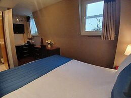Royal Hotel Cardiff by Belvilla