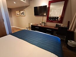 Royal Hotel Cardiff by Belvilla