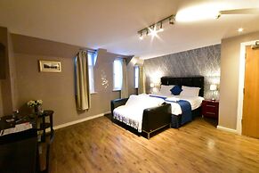 Royal Hotel Cardiff by Belvilla