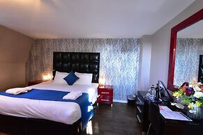 Royal Hotel Cardiff by Belvilla
