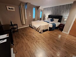 Royal Hotel Cardiff by Belvilla