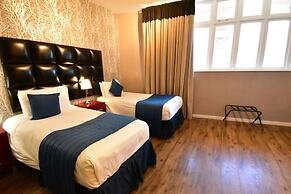 Royal Hotel Cardiff by Belvilla
