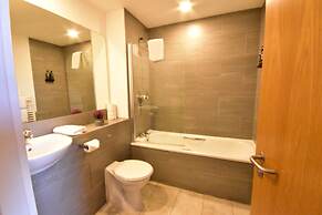 Royal Hotel Cardiff by Belvilla