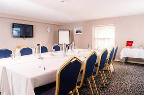 Royal Hotel Cardiff by Belvilla