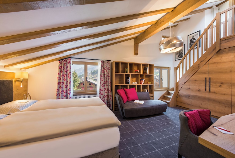 Hotel Chesa Valese