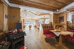 Hotel Chesa Valese