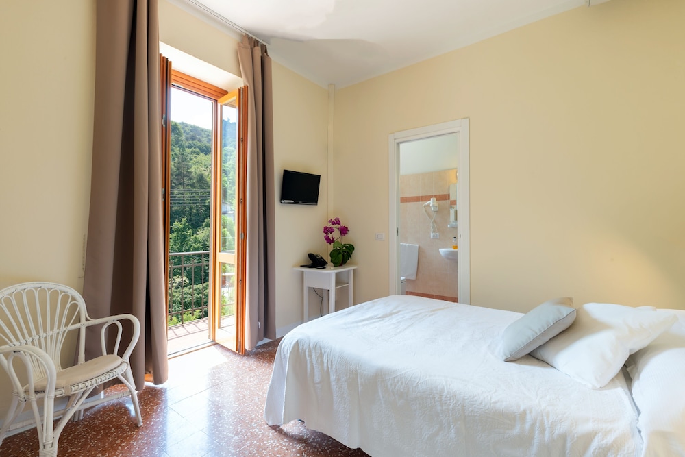 Il Perlo Panorama