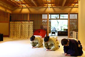 Tsubaki