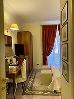 Akropolis Hotel