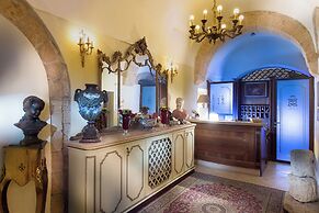 Akropolis Hotel