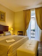 Akropolis Hotel