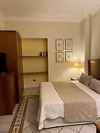 Akropolis Hotel