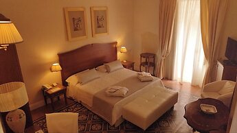 Akropolis Hotel