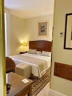 Akropolis Hotel