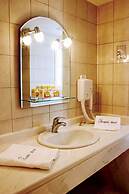 Dolphin Resort Hotel & Conference