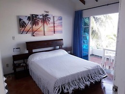 Hotel Tropical Inn