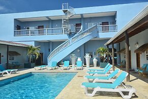 Parrot Cove Lodge