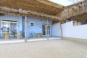 Parrot Cove Lodge