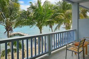 Parrot Cove Lodge