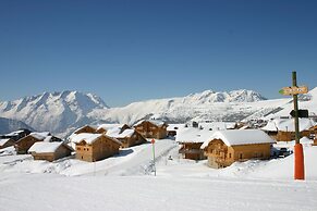 Madame Vacances Les Chalets de l'Altiport