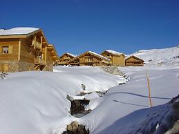 Madame Vacances Les Chalets de l'Altiport